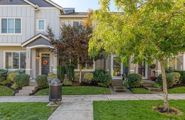 Lovely 3 Bedroom 2.5 Bath Sherwood Townhome – Move-In Ready! photos photos
