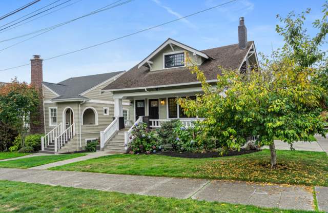 1001 N 49th St - 1001 North 49th Street, Seattle, WA 98103