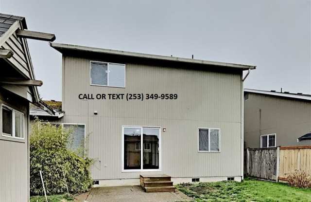 16925 17th Ave E photos photos