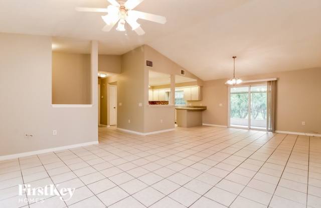 2413 Timbercreek Loop East Gallery 3