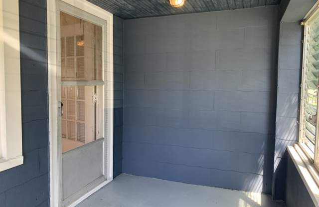 4626 Ralston Avenue Gallery 3