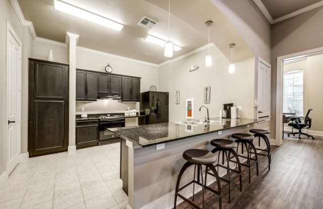 Majors Place photos photos