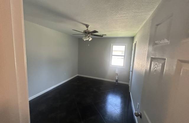 5306 Apt Drive Gallery 3