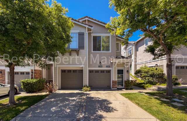 BEAUTIFUL 4-BEDROOM TOWNHOME IN CASTRO VALLEY | TOP-RATED SCHOOL DISTRICT photos photos