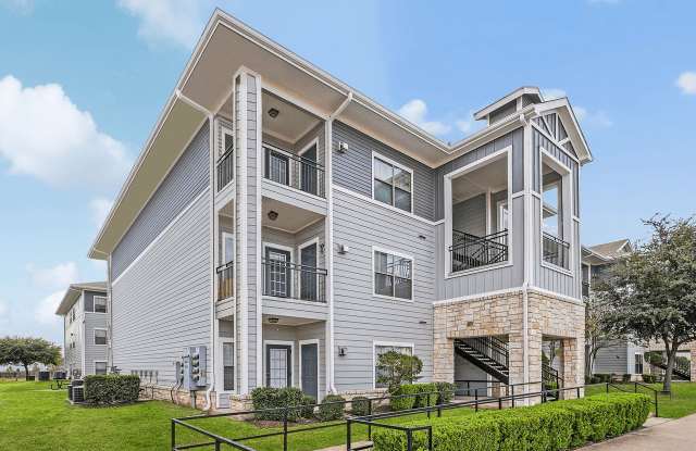Frontier East Apartments - Affordable Housing Gallery 4
