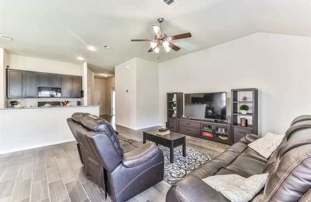 12235 Chestnut Clearing Trail Gallery 4