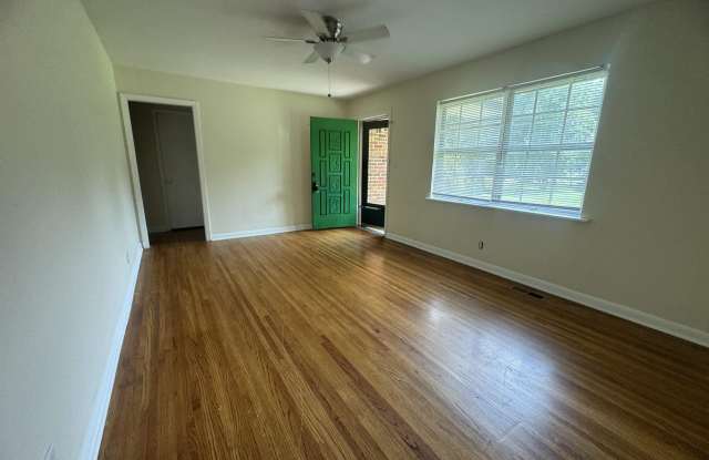 3100 Knollwood Circle Gallery 4