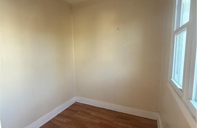 26 Gatchell-upper Street Gallery 4