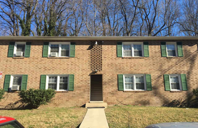 Updated 2 Bedroom, 1 Bath Apartment photos photos