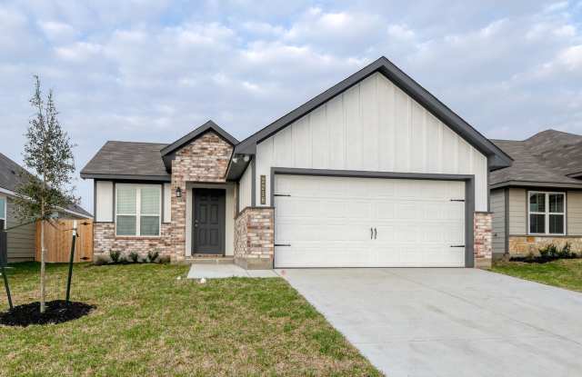 Spacious Single-Family Home Available Now! photos photos