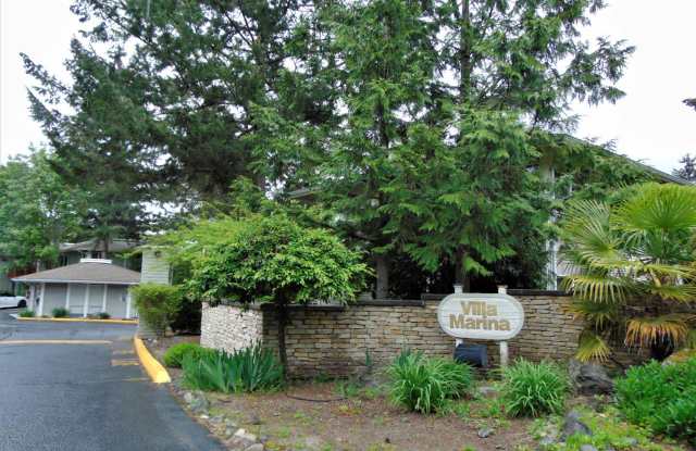 Spacious Condo Available Now in Great Location! photos photos