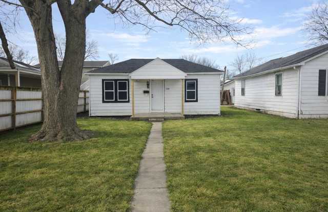 2 bed, 1 bath in quiet East Alton neighborhood! photos photos