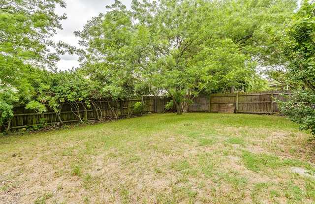 10009 Leatherwood Drive Gallery 4