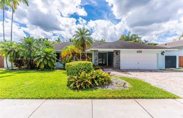 11728 SW 97th St - 11728 Southwest 97th Street, Kendall, FL 33186