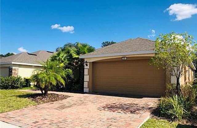 Furnished 4-Bedroom Pool Home in Davenport – $2,335/mo (Pool Care Included) photos photos