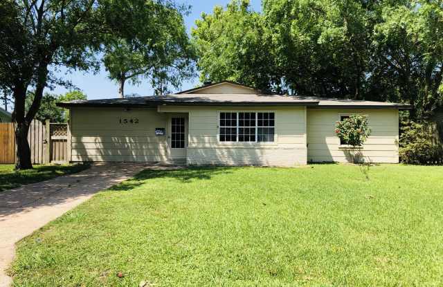 1542 15th Avenue N - 1542 15th Avenue North, Texas City, TX 77590