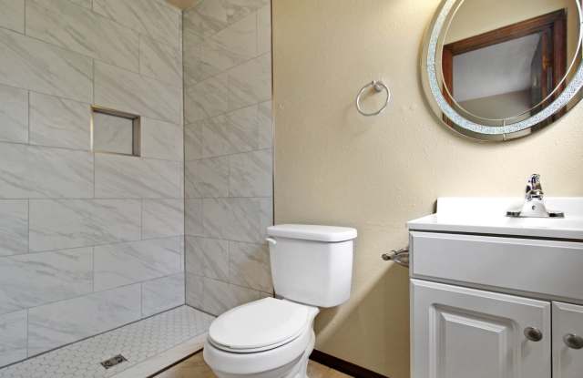 Great 3 Bed 2 Bath In Edmond Gallery 4