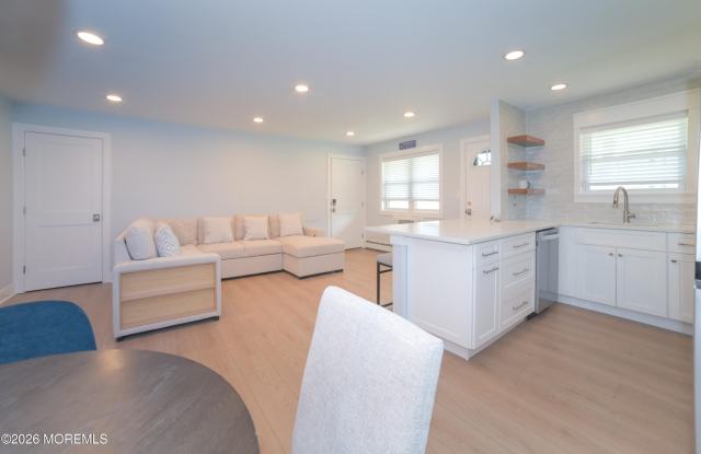 153 Wharfside Drive Gallery 4