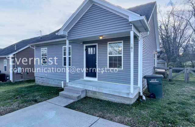 908 East 16th Avenue - 908 East 16th Avenue, Springfield, TN 37172