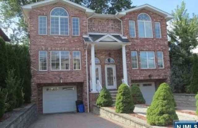 2345A FRANKLIN Street A - 2345 Franklin Street, Fort Lee, NJ 07024