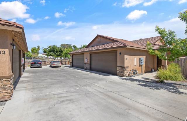 478 N Fourth Street photos photos