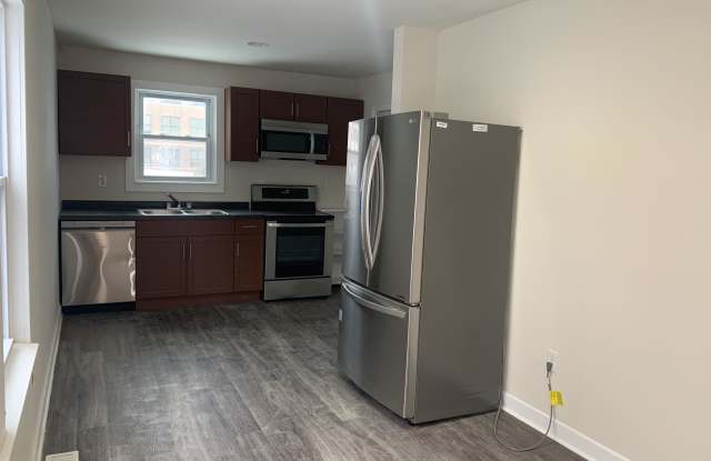 509 Van Brunt Boulevard - 1 Gallery 2