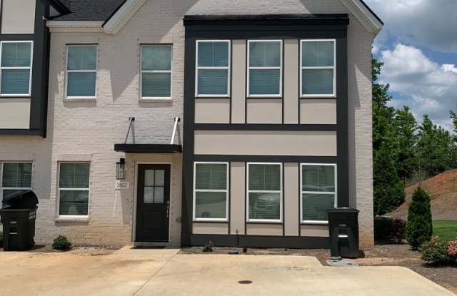 Great Location on this 2BR Condo at The Mill photos photos