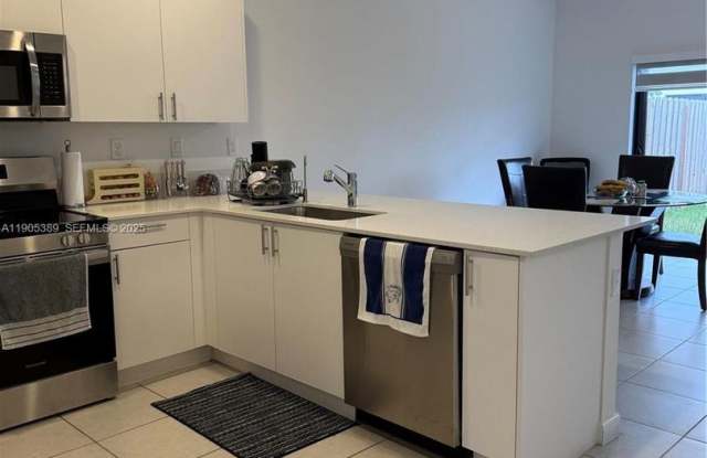 12955 SW 231st Terrace 12955, Miami, FL 33170 photos photos