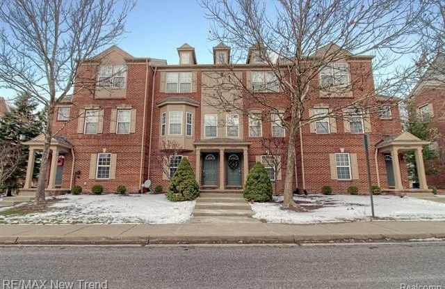 44744 GWINNETT Loop - 44744 Gwinnett Loop, Novi, MI 48377