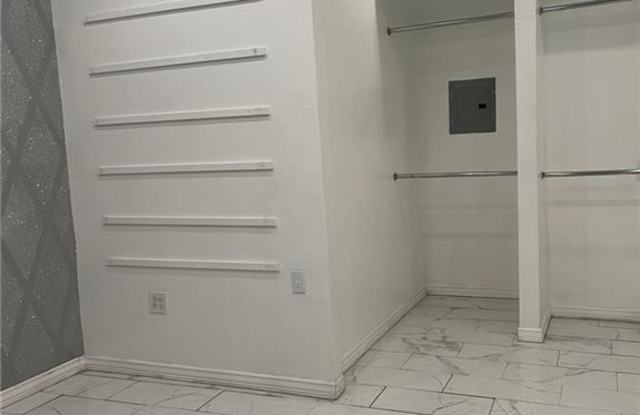 5123 Church Avenue Gallery 4