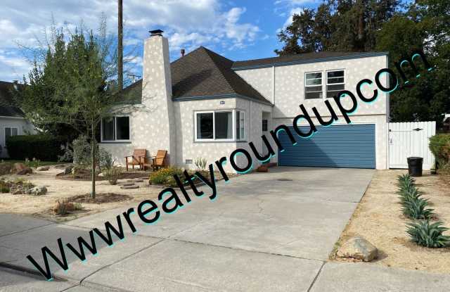 Three bed, Two Bath Home By UOP photos photos