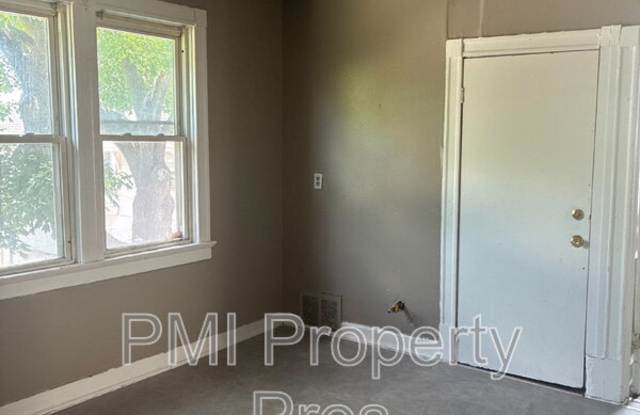 1413 N 37th St photos photos