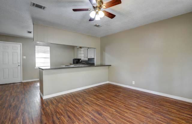 3 Bedroom 1 Bathroom House for Rent in TISD! Gallery 3