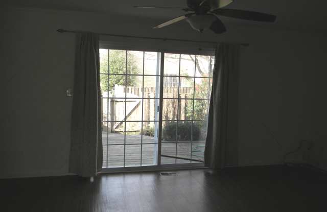 1837 SHARWOOD PLACE Gallery 4