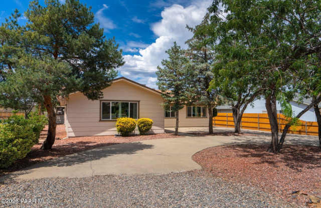 4558 North Miner Road Gallery 1