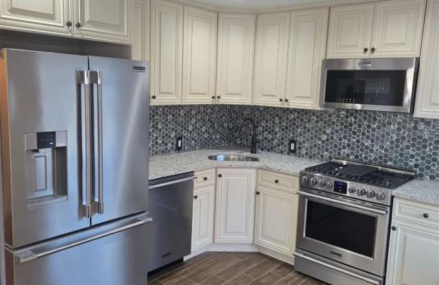 65 Hempstead Avenue photos photos