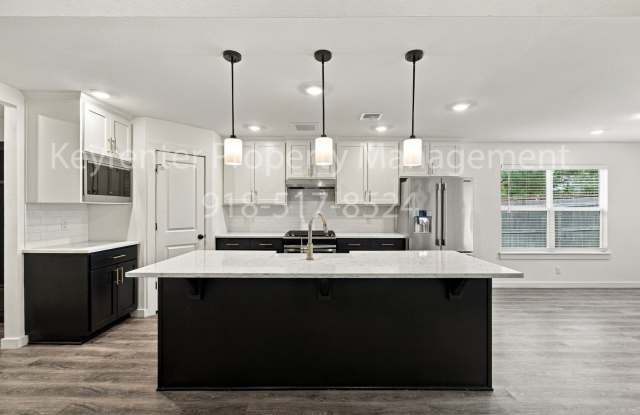 Stunning 4 Bed 3 Bath Broken Arrow Gem Gallery 3
