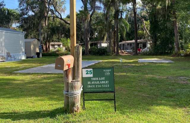 2313 Bass Lane Gallery 4