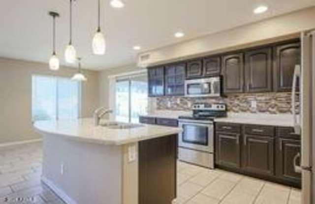 11394 W LINCOLN Street photos photos