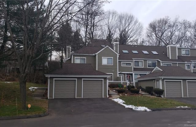 30 Country Walk - 30 Country Walk, Shelton, CT 06484