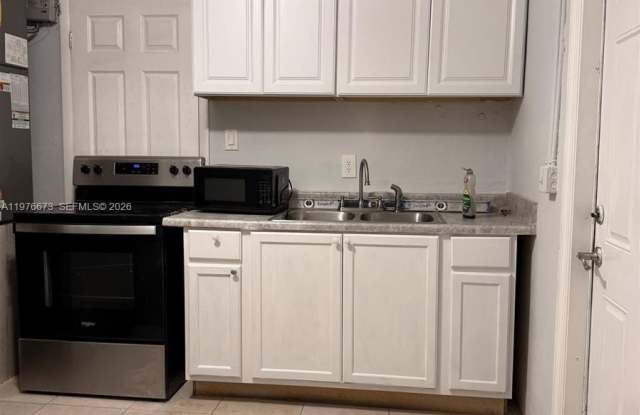 5941 NW 14th Ct photos photos