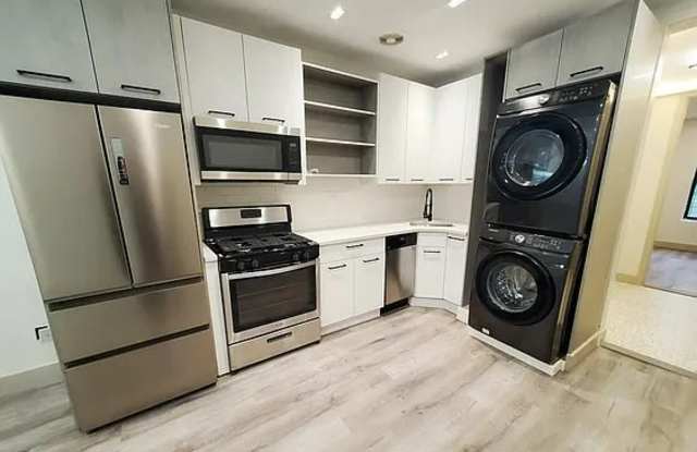 3250 46th St photos photos