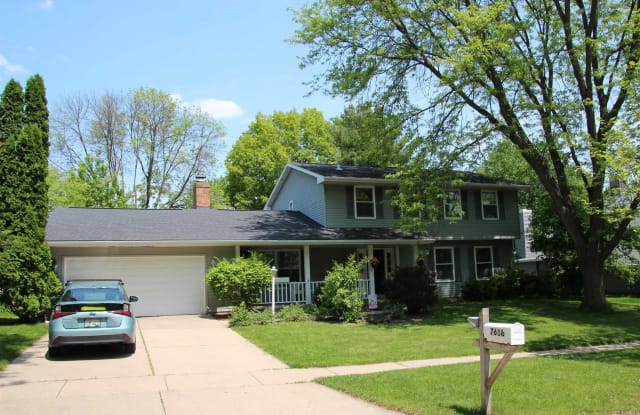 7618 Westchester Drive photos photos