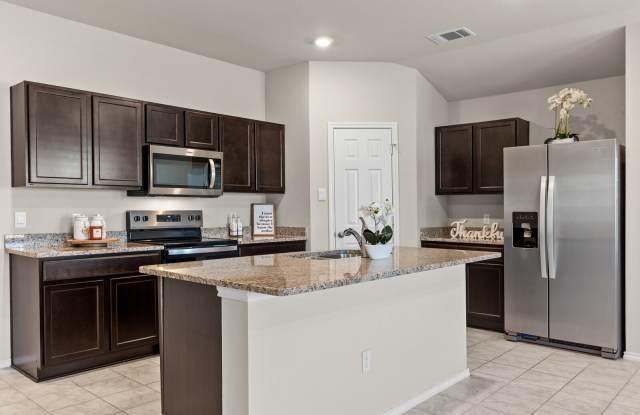 1417 Iron Horse Drive Gallery 1