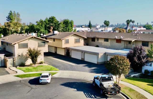 Spacious 2BD/2BTH with Private 2 Car Garage! photos photos