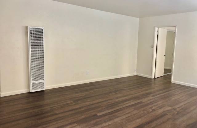 5447 Mildred Street - 2 Gallery 2