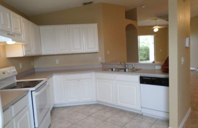 5751 Rywood Drive Gallery 3
