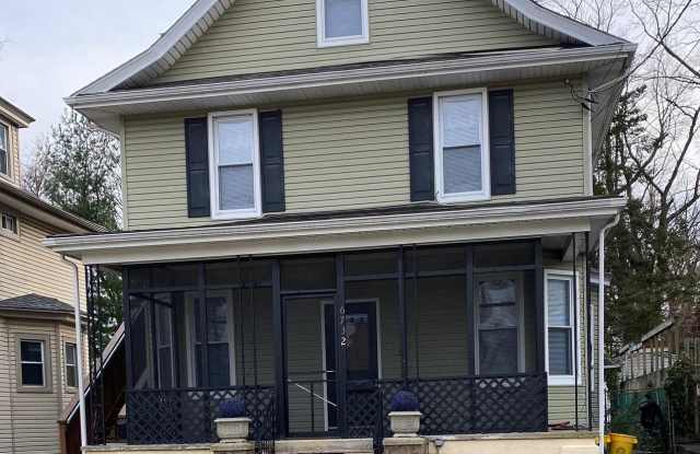 6732 MAPLE Avenue unit: 2 photos photos