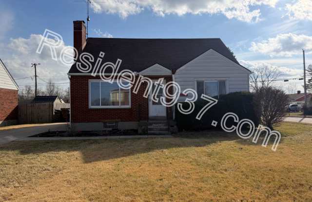 3 Bed 1 Bath home in the desired Kettering area! photos photos