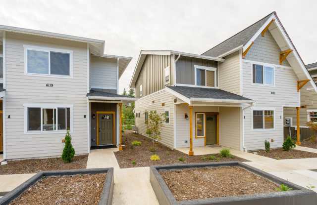 MOVE IN SPECIAL! 2 Bedrooms, 1.5 Bath Single Family Townhouse - Stonecrest Ct ( E.Bakerview Rd.) - 4103 Stonecrest Court, Bellingham, WA 98226